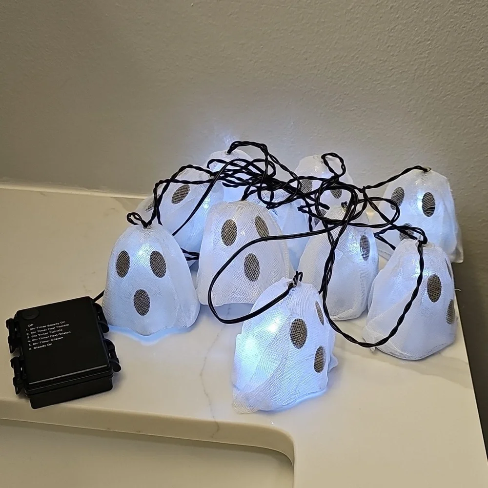 Martha Stewart 9' Ghost String Lights. Used Once. EUC.